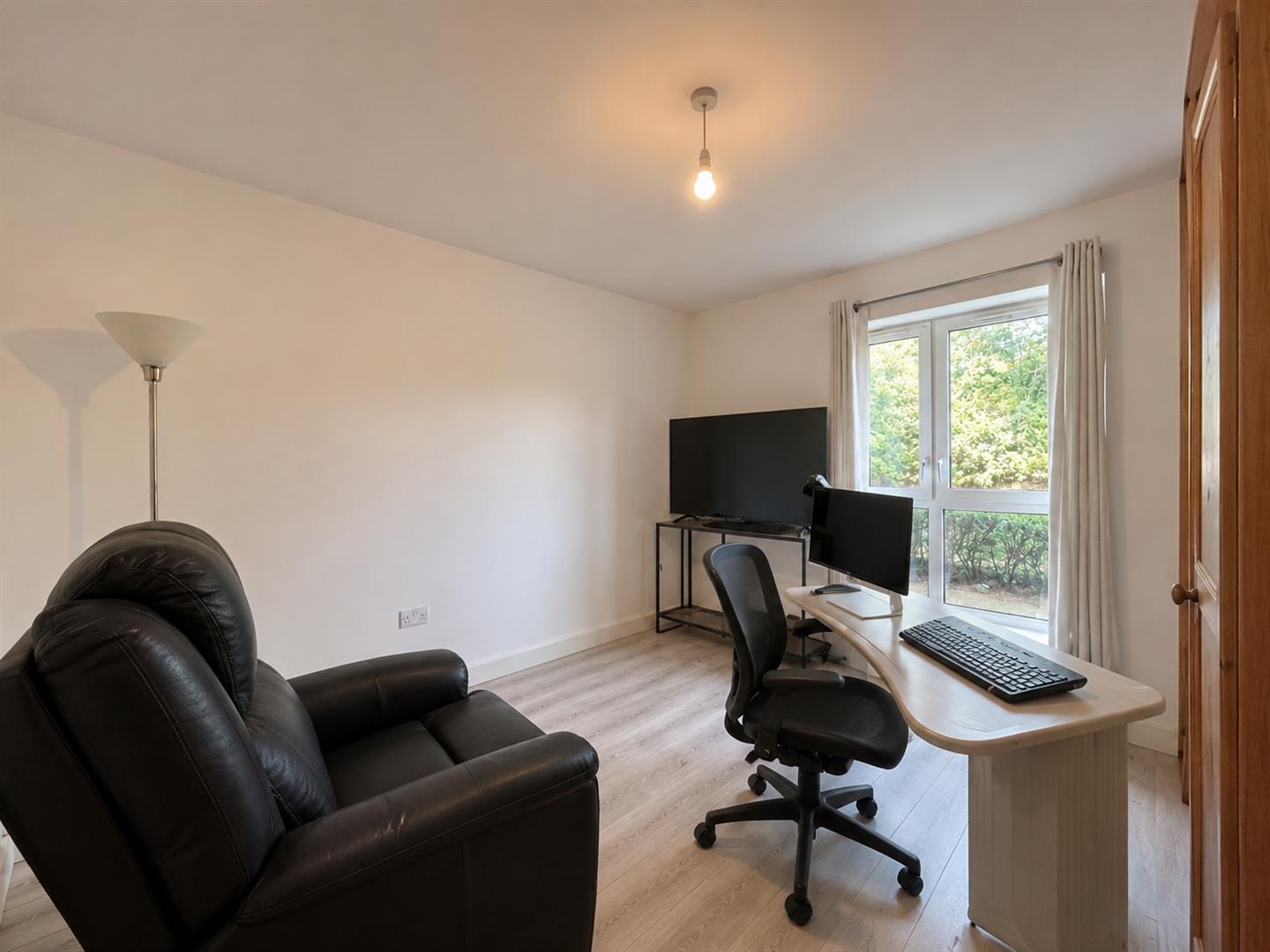 Ada Walk, Oakgrove, Milton Keynes